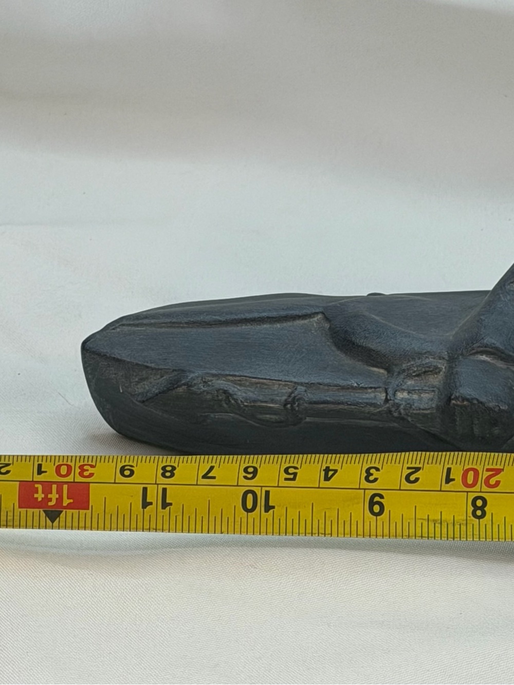 Vintage Canada Ceramic Faux Soapstone Inuit Kayak Canoe Hunter Figurine 13” - Picture 6 of 8